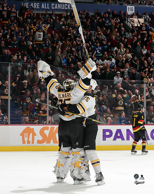 Pre-Order - Linus Ullmark Autographed Boston Bruins Goal Celebration 8x10 Photo