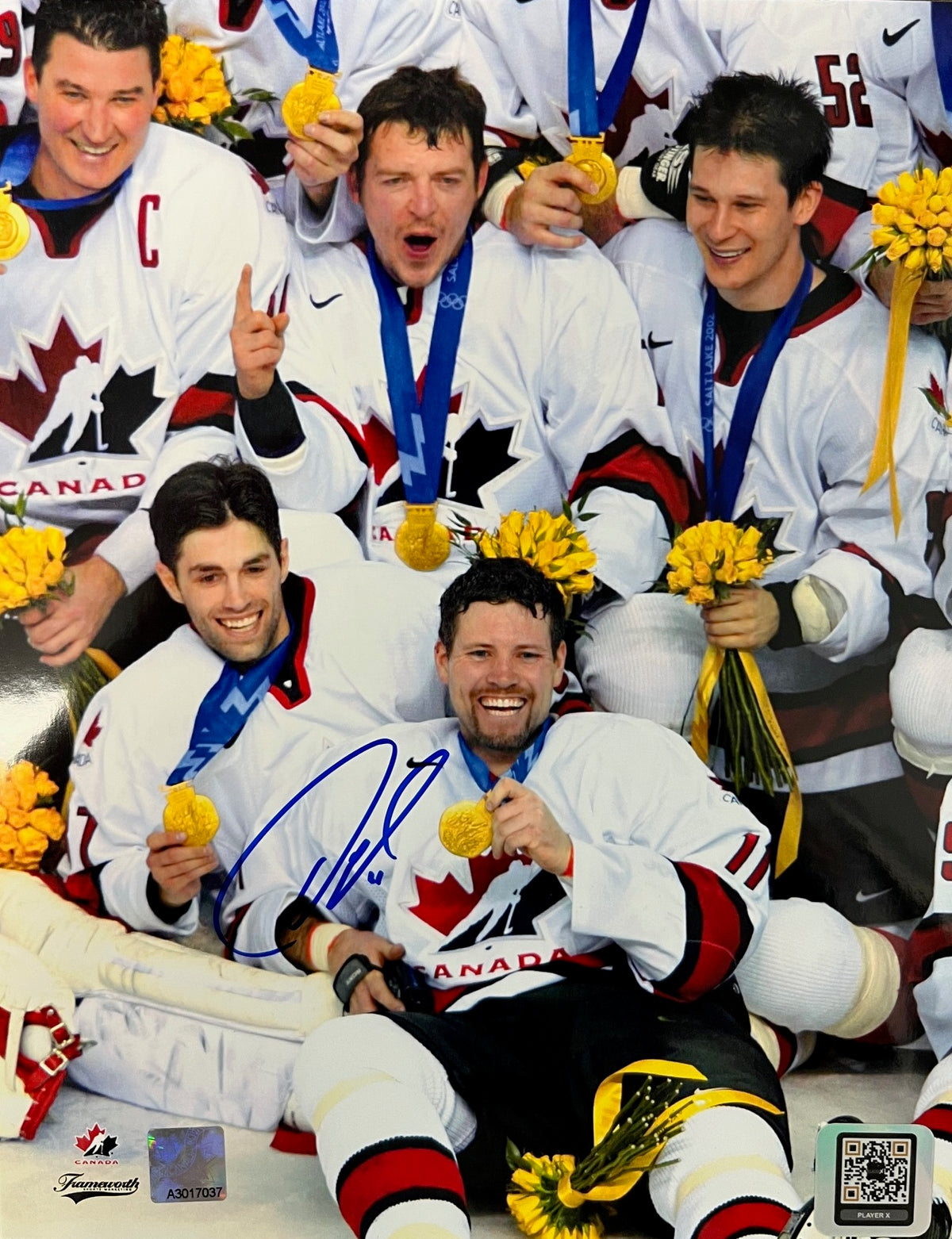 8x10 Owen Nolan Team Canada Autographed Photo