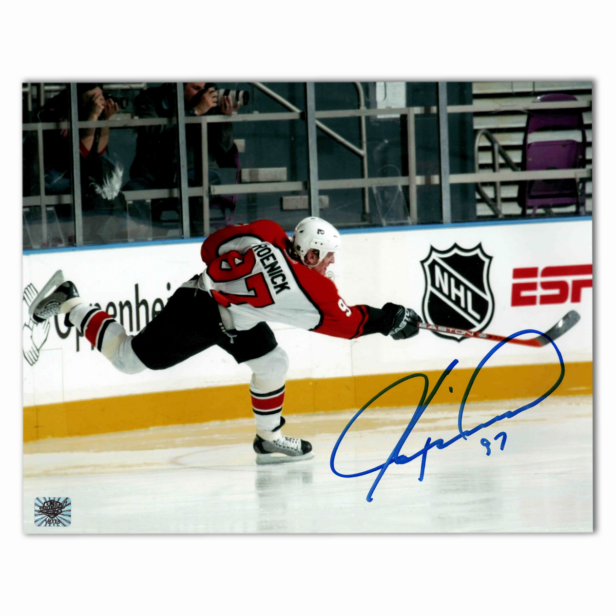 Jeremy Roenick Autographed Philadelphia Flyers Slapshot 8x10 Photo