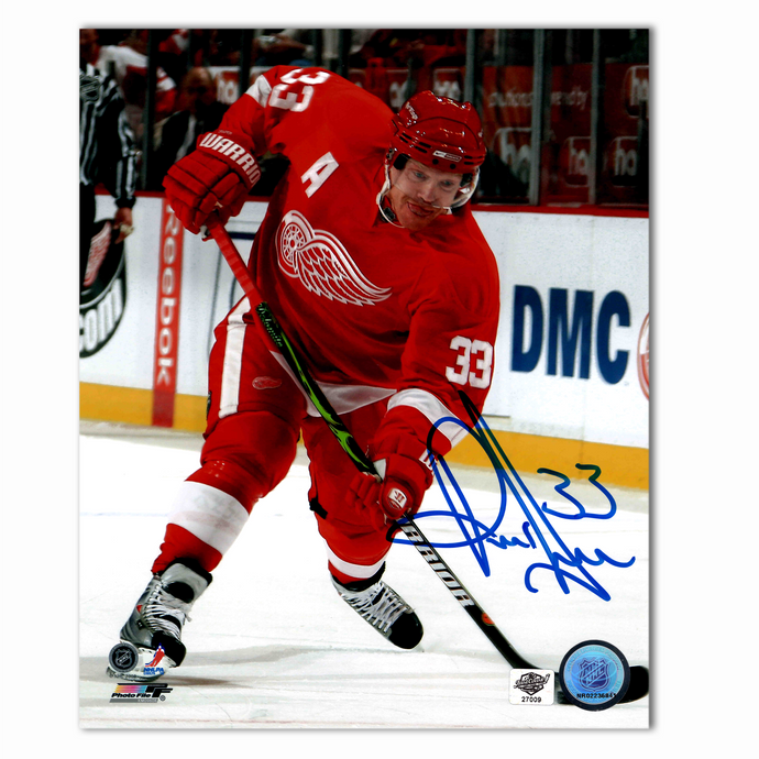 Kris Draper Autographed Detroit Red Wings Vertical Home 8x10 Photo