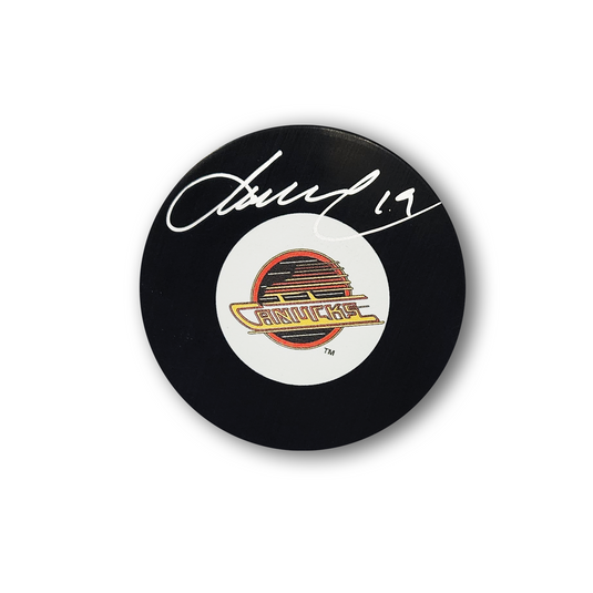 Markus Naslund Autographed Vancouver Canucks Flying Skate Hockey Puck
