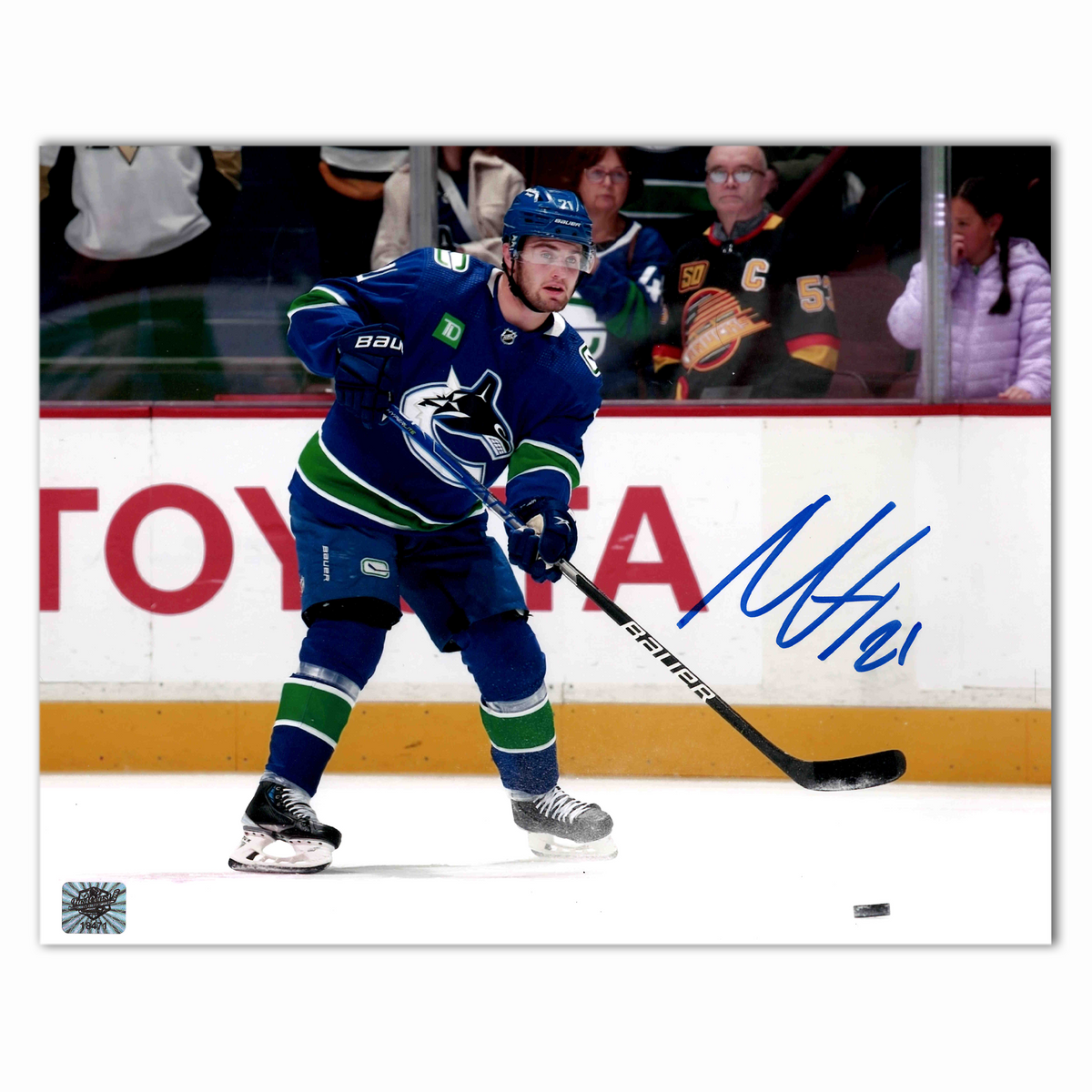 Nils Hoglander Autographed Vancouver Canucks Home 8x10 Horizontal Photo