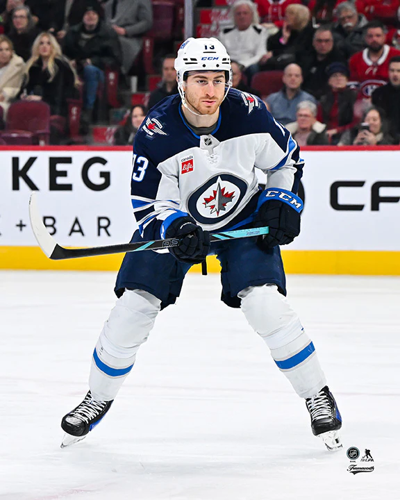 Pre-Order - Gabriel Vilardi Autographed Winnipeg Jets Away 8x10 Photo