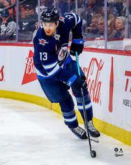 Pre-Order - Gabriel Vilardi Autographed Winnipeg Jets Home 8x10 Photo