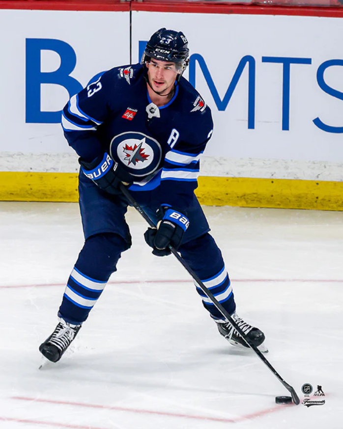 Pre-Order - Sean Monahan Autographed Winnipeg Jets Home 8x10 Photo