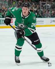 Pre-Order - Roope Hintz - Autographed Dallas Stars Home 8x10 Photo