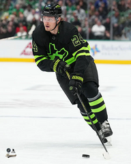 Pre-Order - Roope Hintz - Autographed Dallas Stars Alternate 8x10 Photo