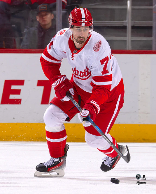 Pre-Order - Dylan Larkin - Autographed Detroit Red Wings Stadium Series 8x10 Photo