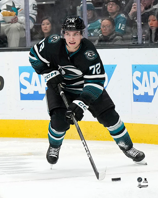 Pre-Order - William Eklund - Autographed San Jose Sharks Alternate 8x10 Photo