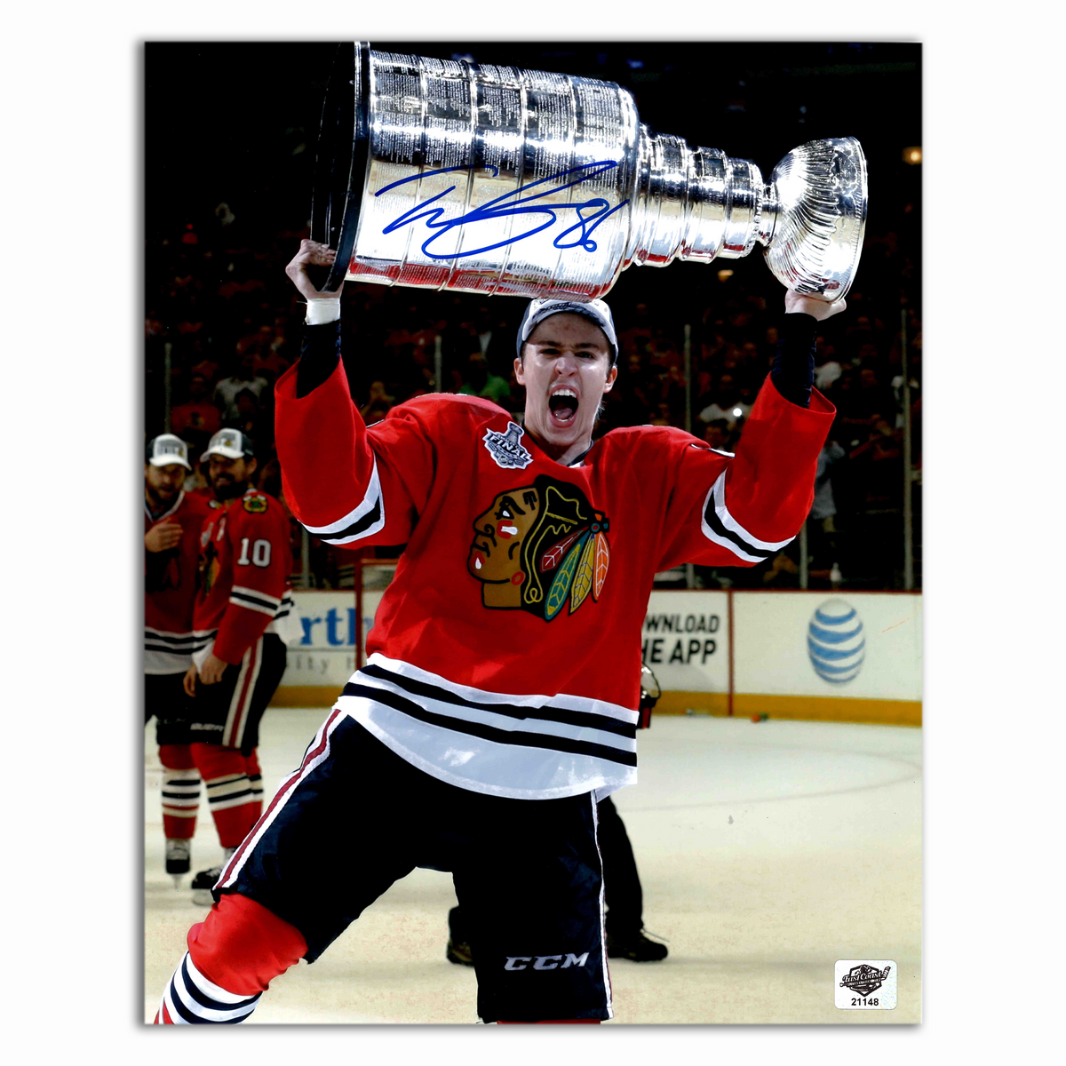 Teuvo Teravainen Autographed Chicago Black Hawks 2015 Stanley Cup 8x10 Photo